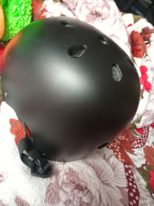 Casca pentru bicicleta trotineta electrica etc.