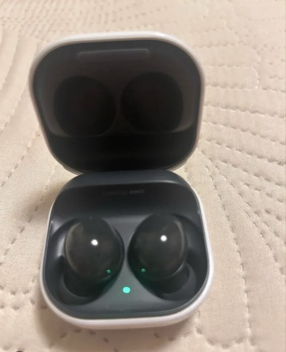 Наушники черные Samsung Galaxy Buds2