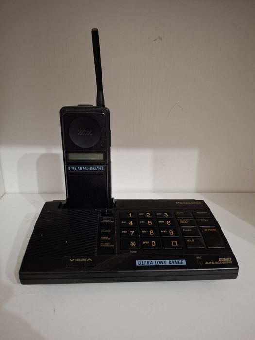 Продам  радио телефон Panasonic