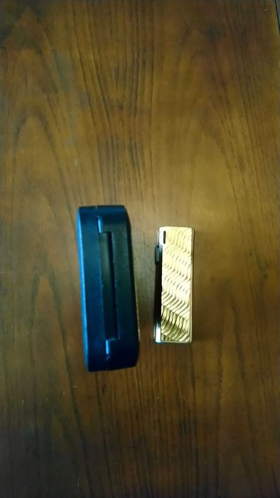 Стара оригинална запалка "penguin".