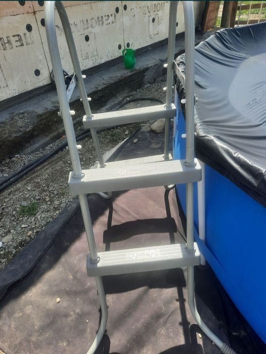 Срочно Продам бассейн