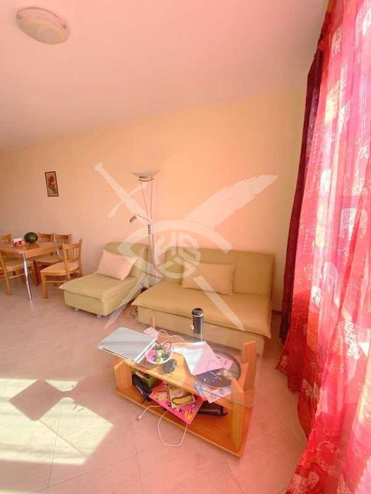 Продава се Двустаен апартамент в к.к. Слънчев бряг - 68 кв.м за 823 €/кв.м - Снимка #1