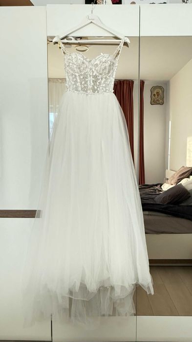 Rochie de mireasă unică – 2 în 1, stare impecabilă!