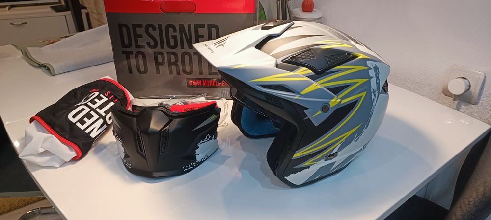 Casca moto advanced enduro integrala cu fata detașabila