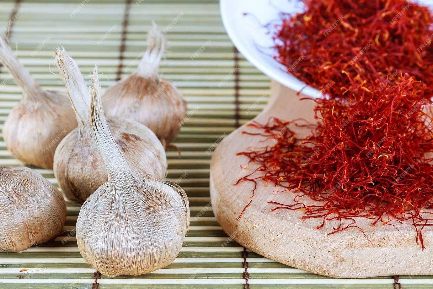 Шафран пиёзлари бор. Имеется луковицы Шафрана.: 150 000 сум - Продукты ...