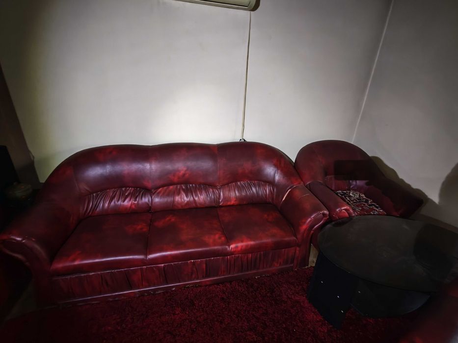 Vand canapea , fotolii , mobila