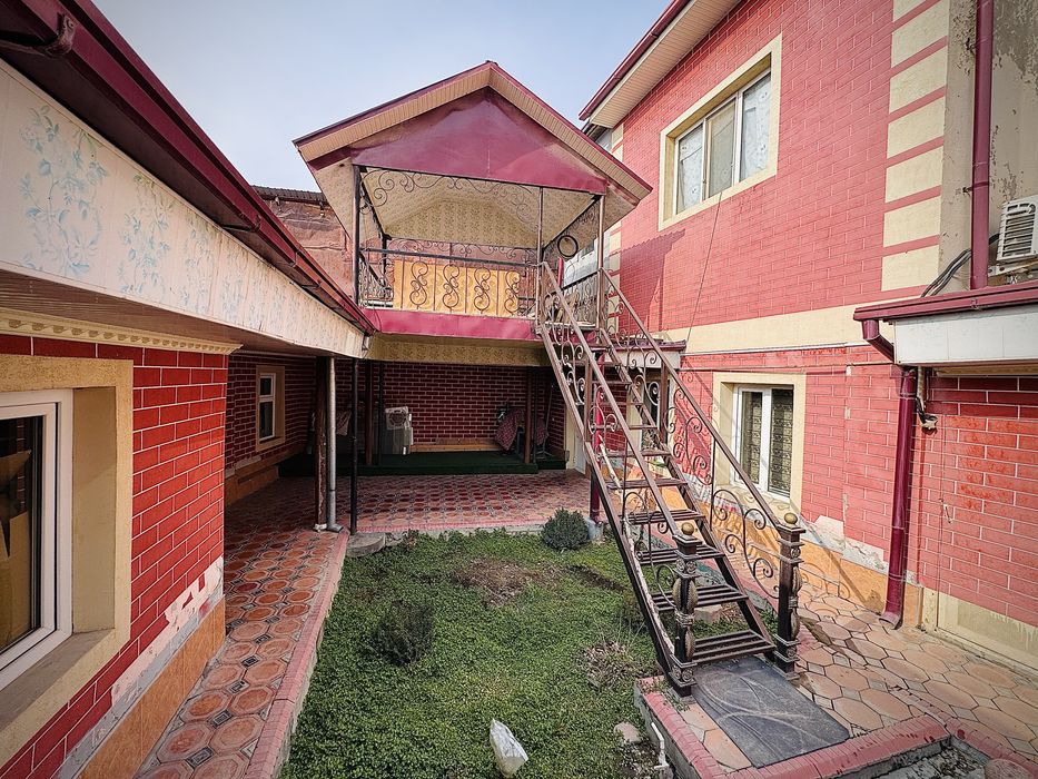 СРОЧНА Ховли сотилади