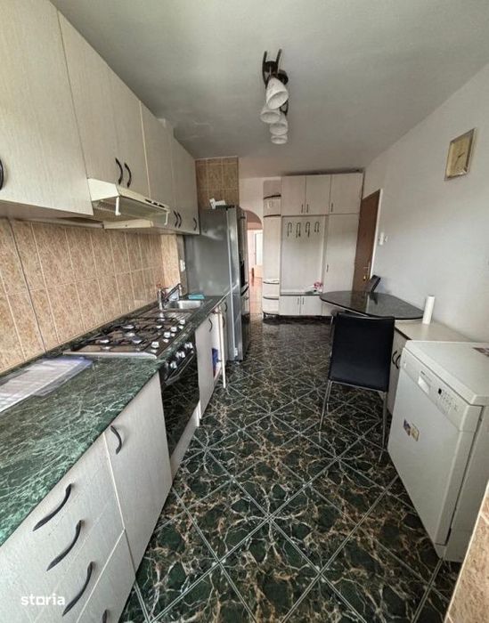 Apartament 4 camere 2 bai Calea Floresti Manastur
