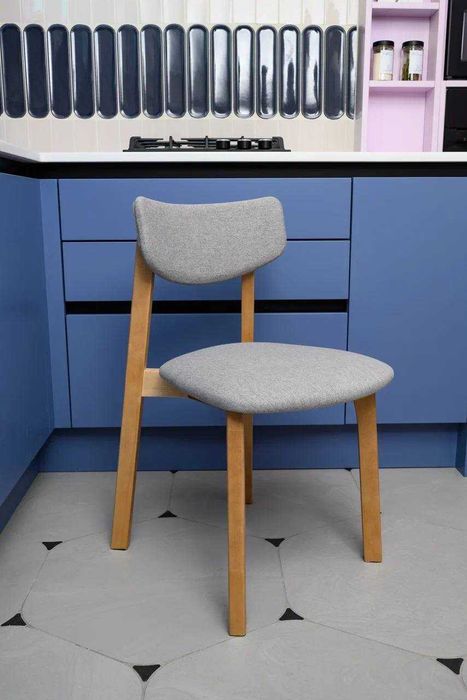 Новые стулья с витрины