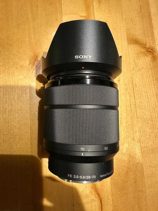 Camera foto DSLR mirorles SONY a7II obiectiv SONY