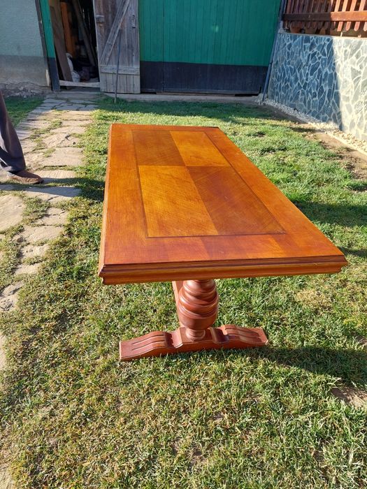 Vand masa sufragerie