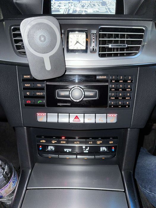 Mercedes-Benz E 220 AMG