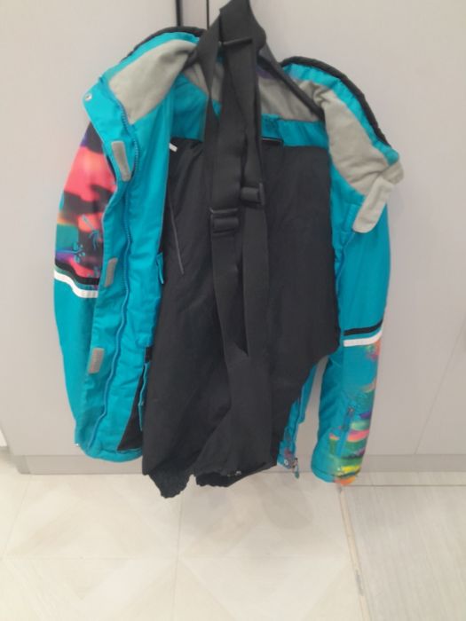 Продам лыжный костюм