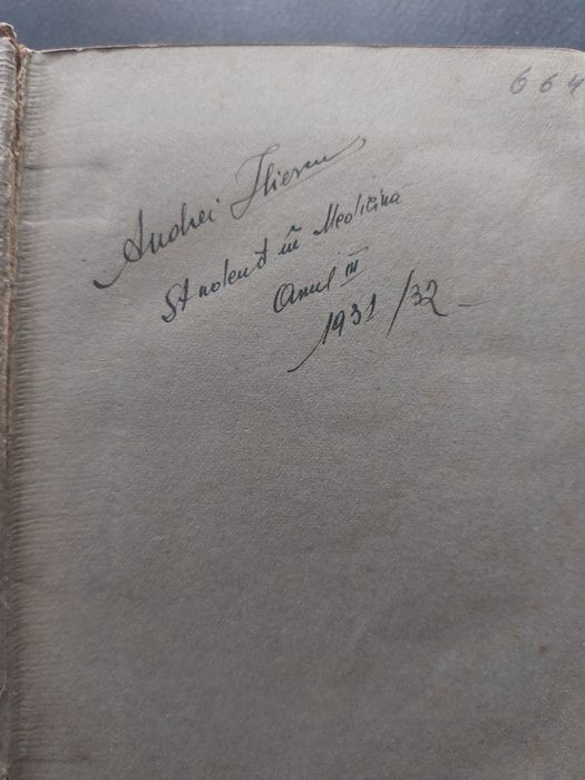 Carte veche de medicină 1906