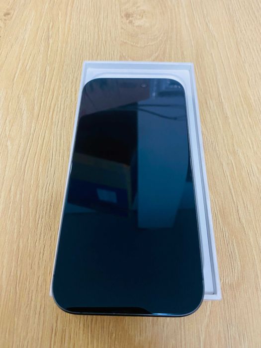 НОВ !!! Apple iPhone 17, 256GB, 5G, Black