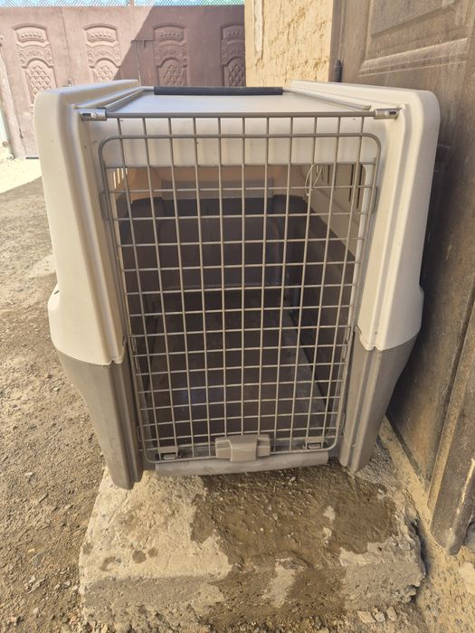 Переноска для крупных собак.