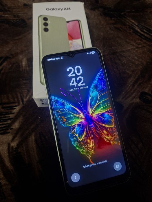Samsung galaxy A14 aproape nou