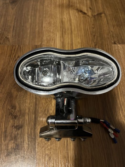Far moto. Protecție/ armură spate geacă moto