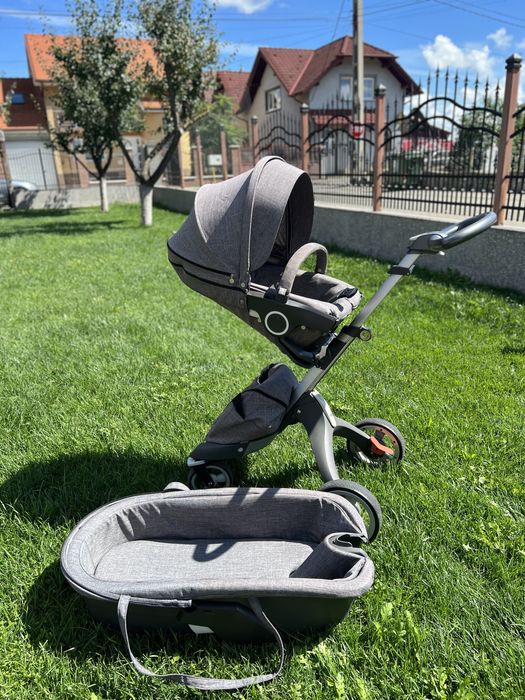 Stokke V4 landou+ parte sport!!!