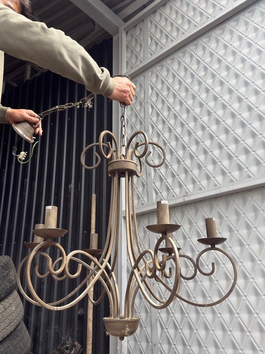 Люстры железные декоративные