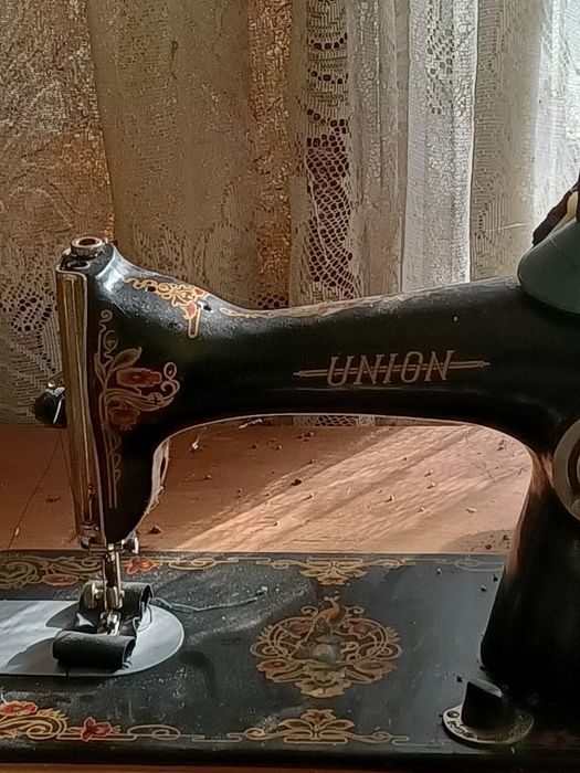 Mașină de cusut Union
