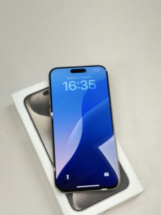 Iphone 15 Pro max 256 GB состояние идеал