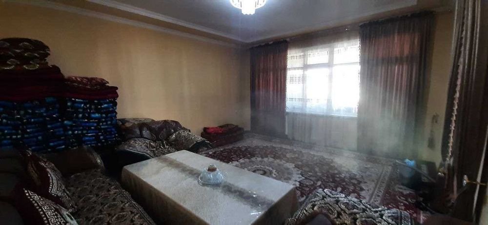 Qoqon shaxar Ayraport xududi Kotedj Xovli sotiladi