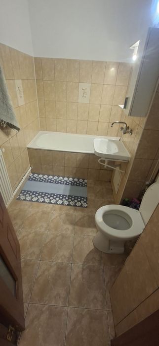 Inchiriez garsoniera utilata si mobilata cu centrala termica