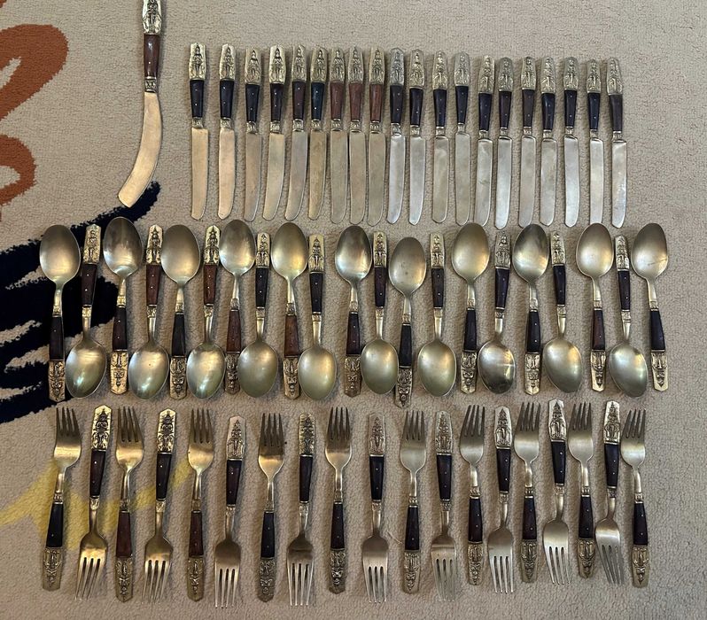 Старинные Предметы