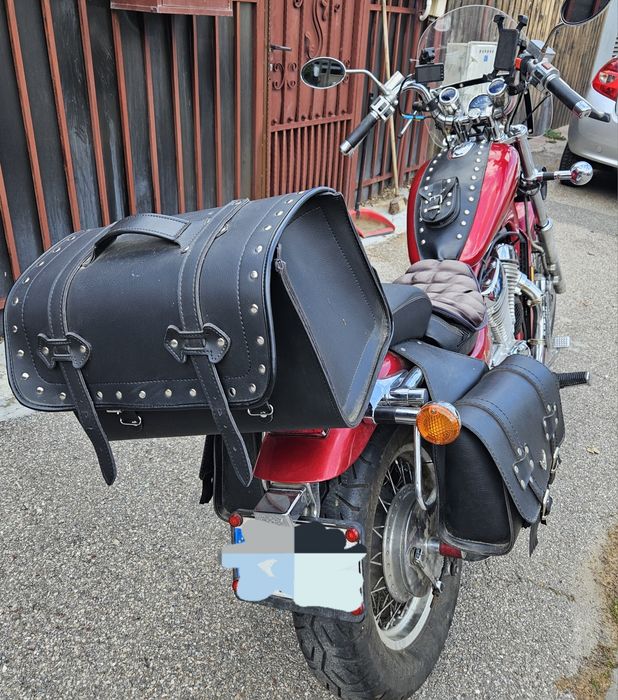 SUZUKI Intruder VS 800