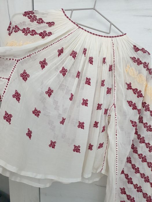 Ie marchizet veche autentica