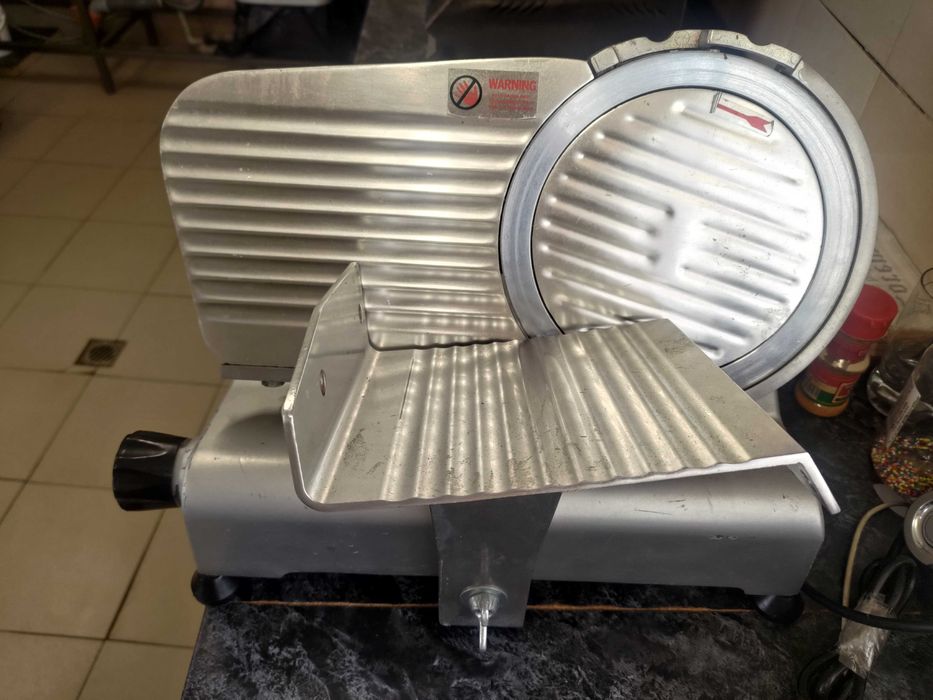 Професионален нож за рязане (слайс)