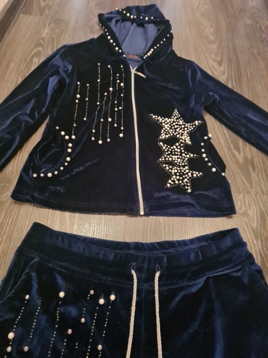 Trening catifea mar S /M la 160 lei Timișoara