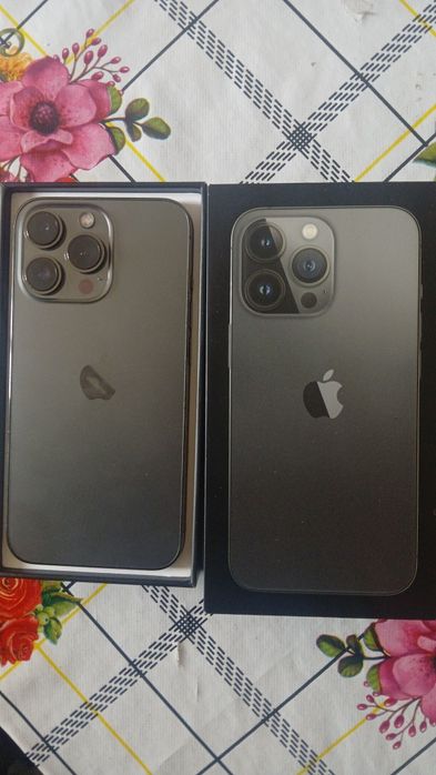 Продам айфон 13 про