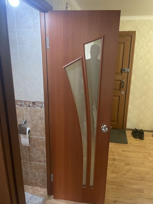 Прдам двери межкомнатные