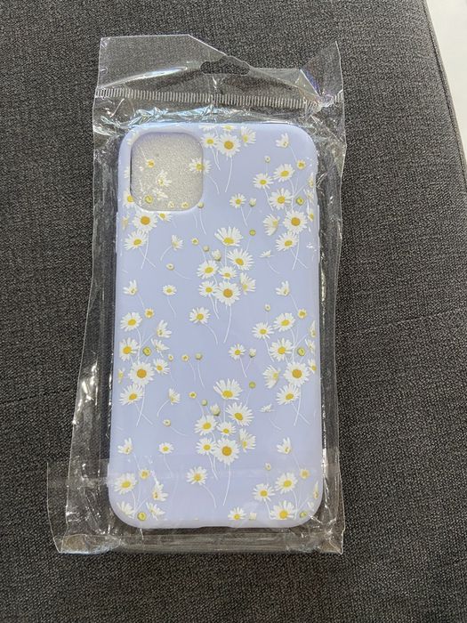 Два нови кейса за Айфон 11