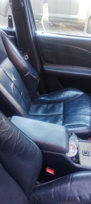 Мерцедес w210 E200 на части