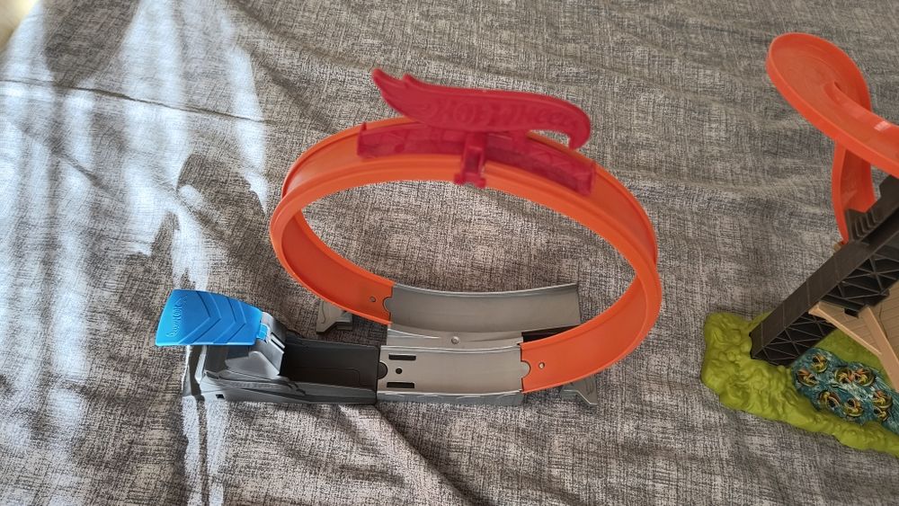 Писти Hot wheels