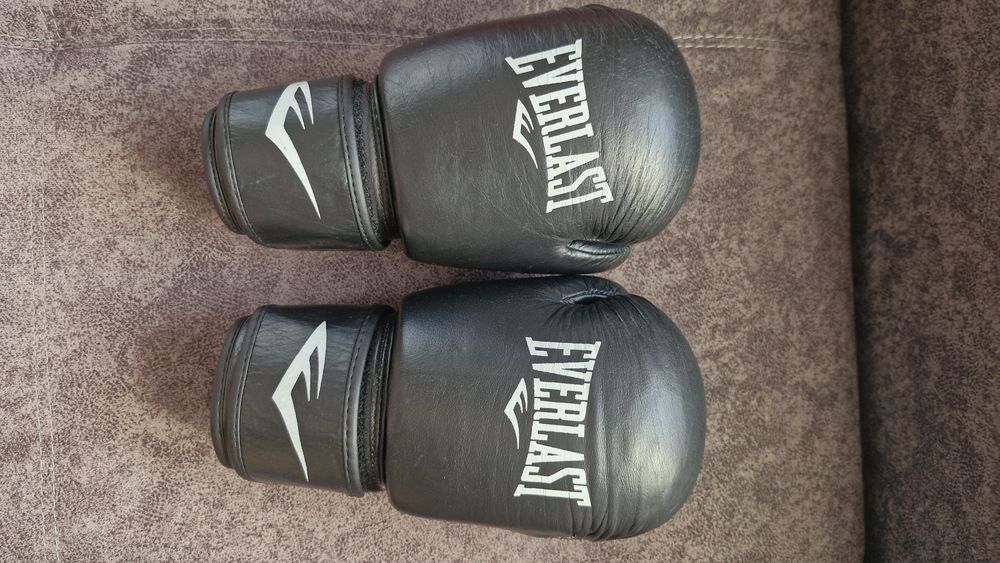 Перчатки  для   бокса.