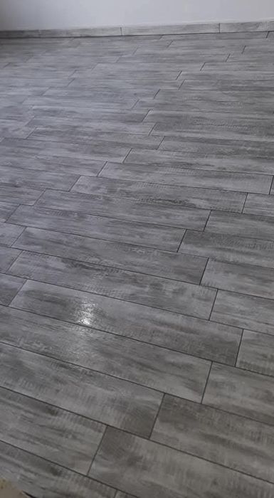 Placări gresie și faianță | Calitate, seriozitate, preț corect