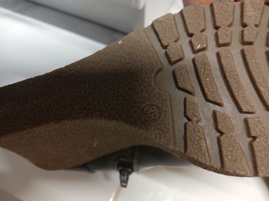 Botine-cizme scurte