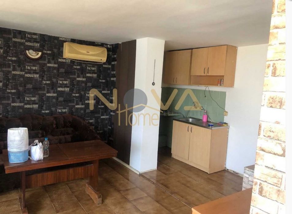 Продава се Тристаен апартамент в Варна, Централна поща - 60 кв.м за 1063 €/кв.м - Снимка #2