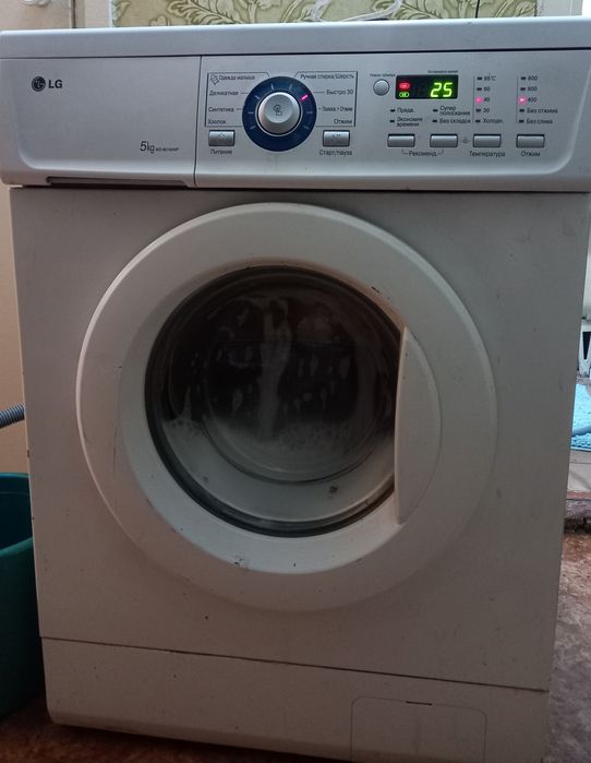Продам стиральную машину LG