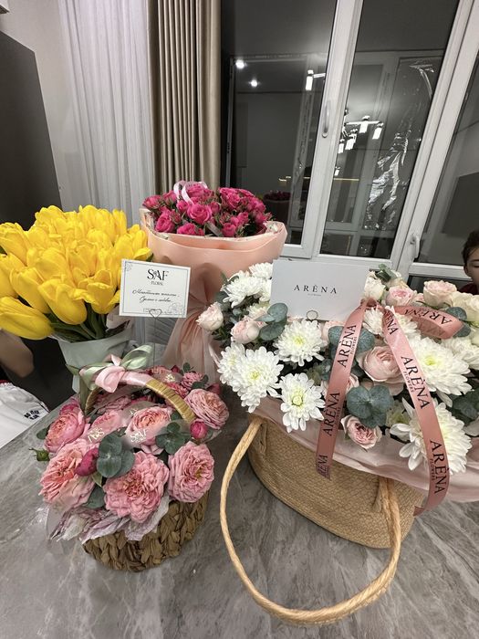 Цветы свежие букеты за пол цены