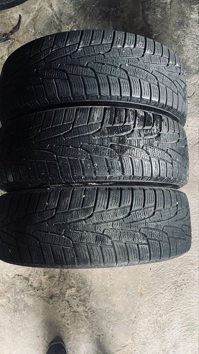 Продам зимние шины 225/65/17R