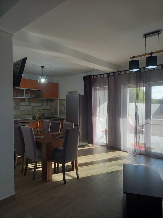 Vand/inchiriez 1/2 duplex ,Ghiroda, proprietar