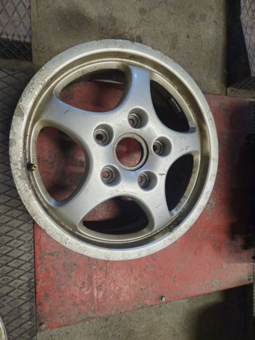 Седалки и джанти Porsche 911, 928, 944, 964