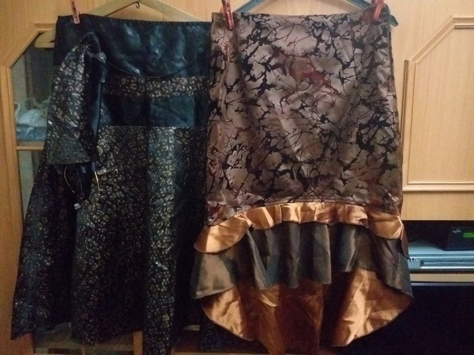 Новые красивые костюмы, кофты, юбки разные размеры.