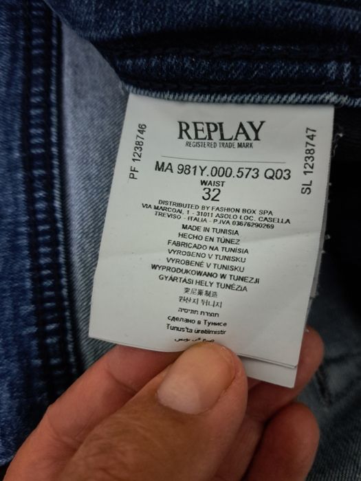 Pantaloni scurti Replay impecabili