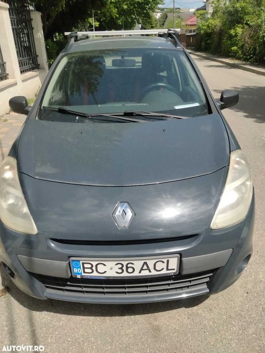 Vând Renault Clio